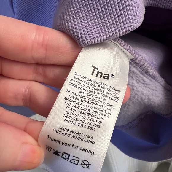 Aritzia TNA cozy fleece hoodie sweatshirt - Picture 5 of 5